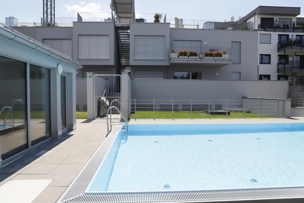 Yellow Flower Apartment With Pool - 5 Min To Lake Wien Ngoại thất bức ảnh