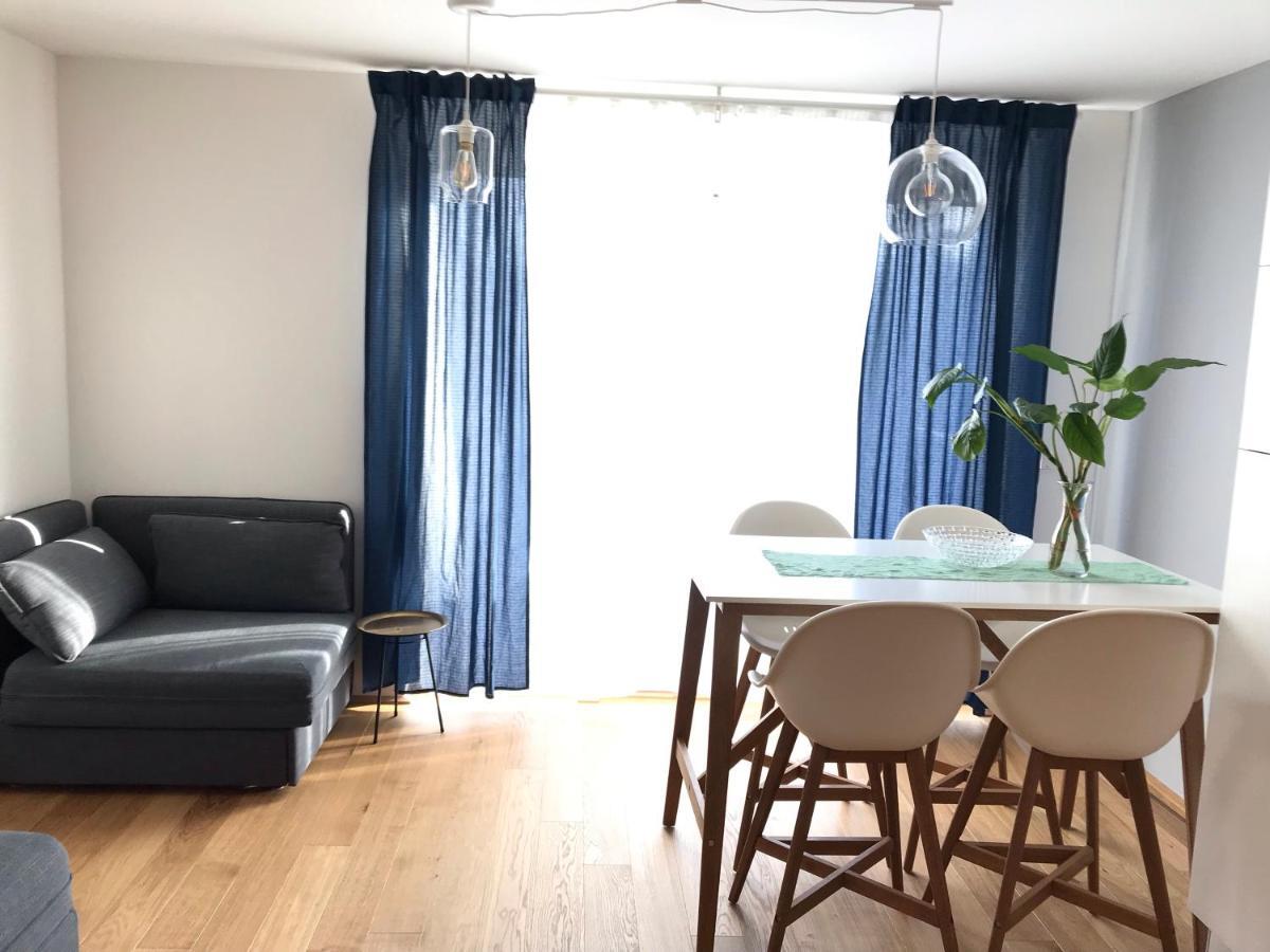 Yellow Flower Apartment With Pool - 5 Min To Lake Wien Ngoại thất bức ảnh